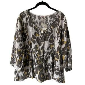 Talia Benson Animal Print Button Front 3/4 Sleeve Blouse Gray Black Medium NEW